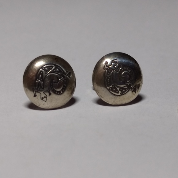 Detailed Sterling silver earrings - Picture 4 of 5